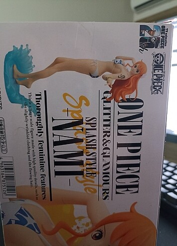 One Piece Glitter Glamours Nami figür