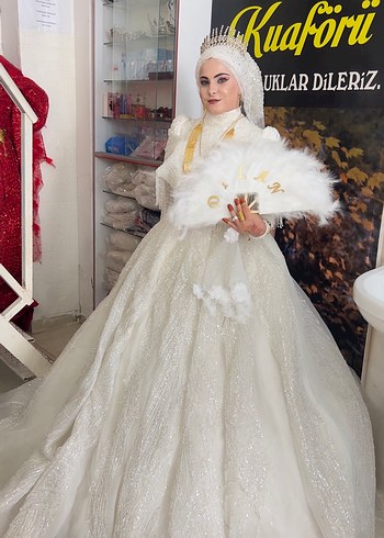 Gelinlik Boncuk İşlemeli Uzun Kollu Beyaz Henna Elbisesi
