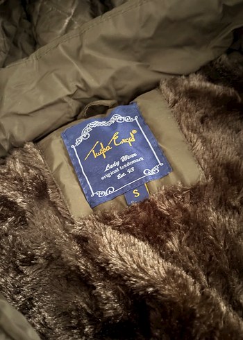 Koyu yeşil Kürklü Uzun Kadın Kış Montu - Görsel 2