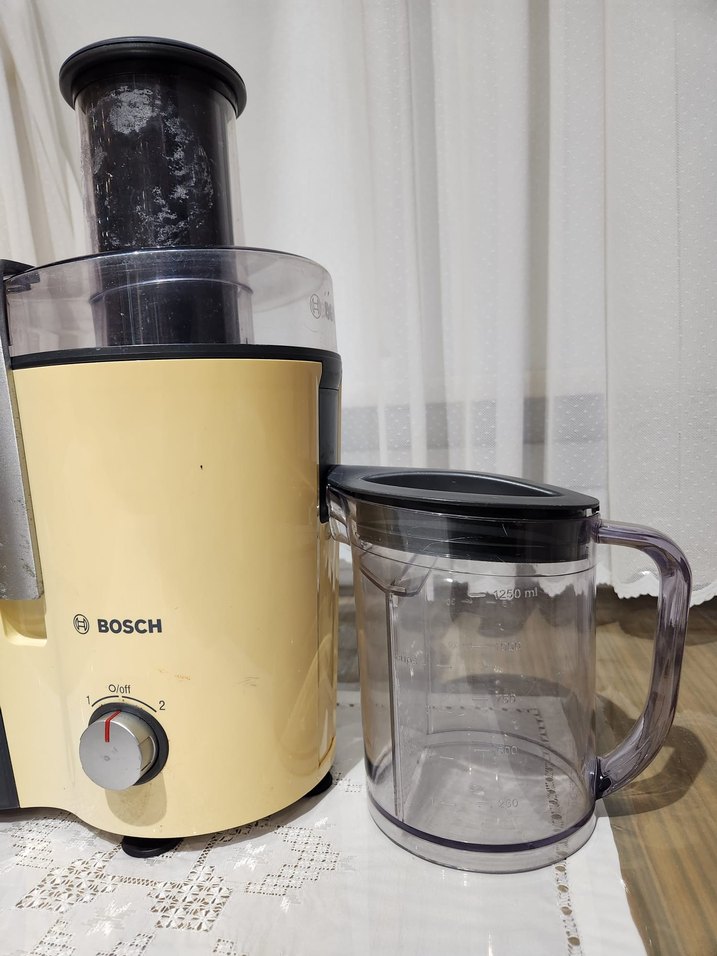 Bosch XXL Meyve Sıkacağı 700W - Görsel 3