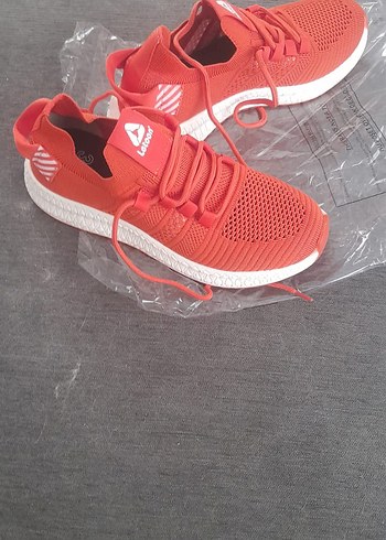 Diğer Kırmızı Elastik Bağcıklı Spor Kadın Sneakers