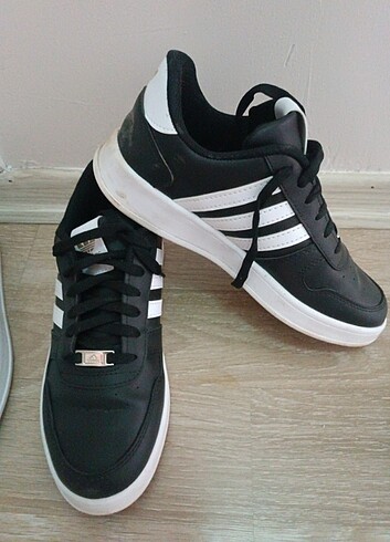 Adidas kadın spor ayakkabı 