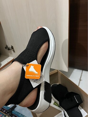 Otuzbesshoes kadın siyah ashley çelik örgü tiriko sandalet
