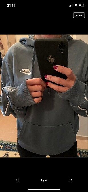 Nike sweatshirt
