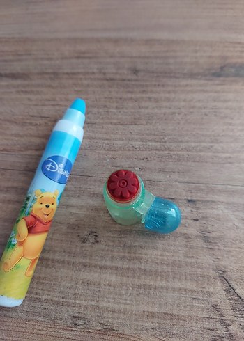 Beden Renk Winnie The Pooh Yumurtlayan Silgi
