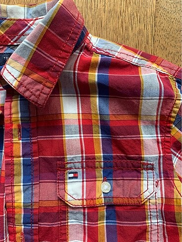 6 Yaş Beden kırmızı Renk TOMMY HILFIGER, Kareli Gömlek (6-7 Yaş)