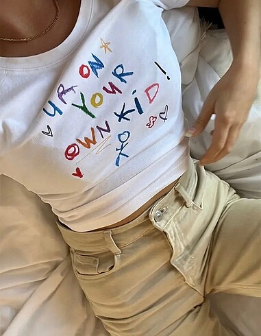 Urban Outfitters Y2K BASKILI CROP