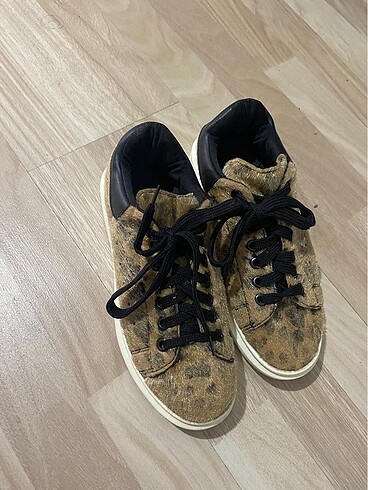 Leopar desenli