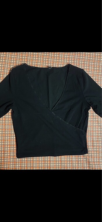 Siyah crop