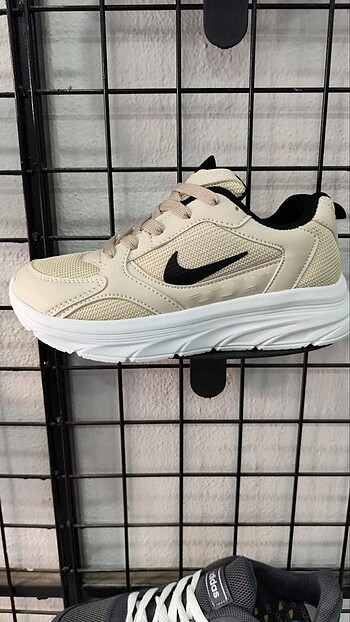 Nike Nike bayan spor ayakkabı
