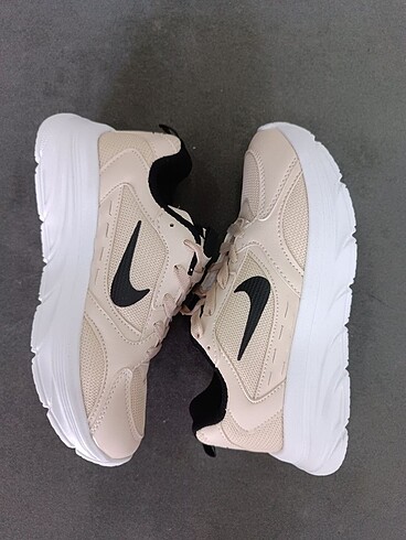40 Beden Nike bayan spor ayakkabı