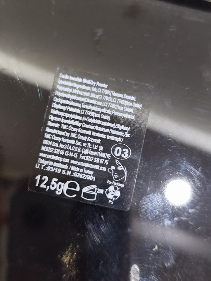 Cecile Siyah Makyaj pudrası - Görsel 3