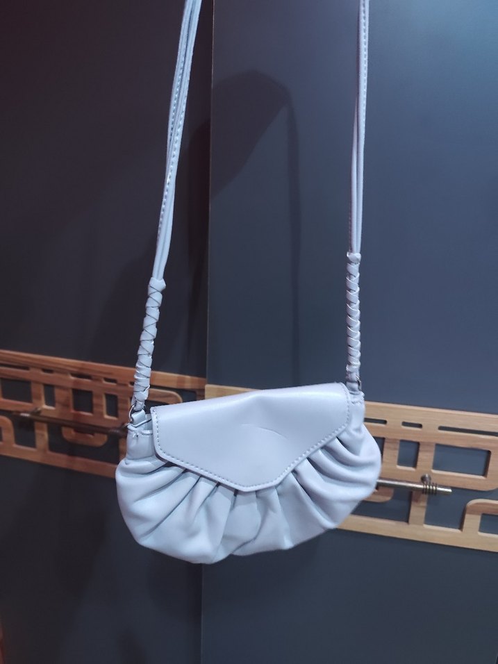 gri Renkli Fırfırlı Kadın Çanta - Görsel 3