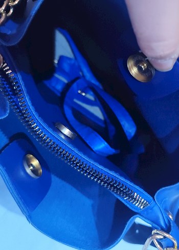 Zincir Detaylı Mavi Deri Kadın Çanta - Görsel 3