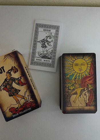 Antik Tarot Kartları - Regin Collective