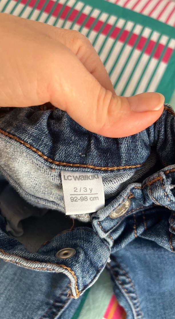 Erkek Çocuk Dar Kesim Kot Pantolon Velcro - Görsel 3