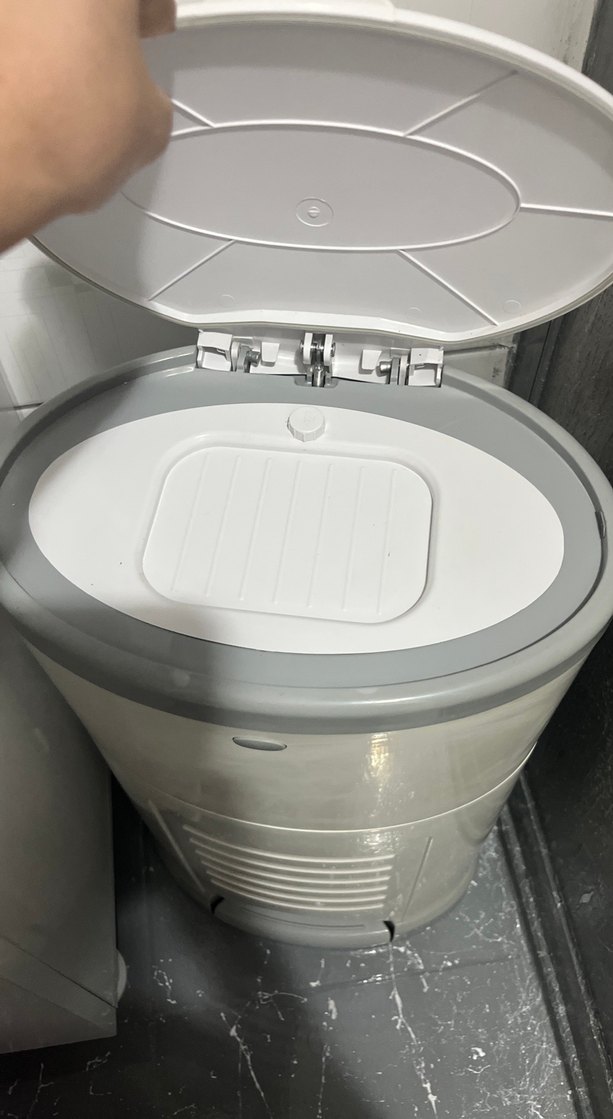 Ayak Pedallı Bebek Bezi Çöp Kutusu - Görsel 3