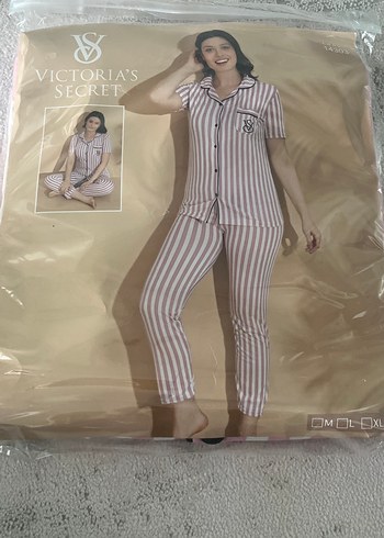 Victoria s Secret Pembe Çizgili kısa Kollu Kadın Pijama Takımı
