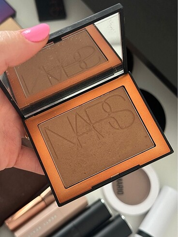 Beden Nars Laguna Bronzer
