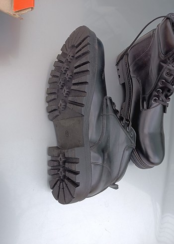 Siyah Minimalist Erkek Kauçuk Bot - Görsel 4