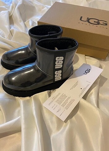 universal Beden Ugg Classic Waterproof Clear Siyah İçi Yünlü Kadın Bot 