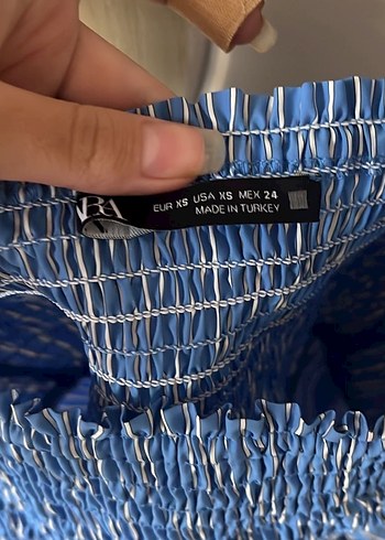 Mavi Çizgili Fırfırlı Askılı Bluz
