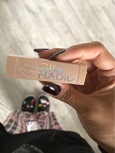 Maybeline X Gigi Ruj