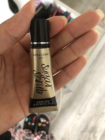 Victoria Lip Smoother