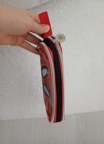 Diğer Kalem kutusu
