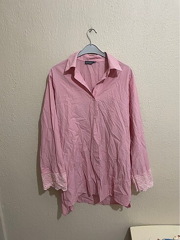 Pembe kolları dantelli gömlek tunik