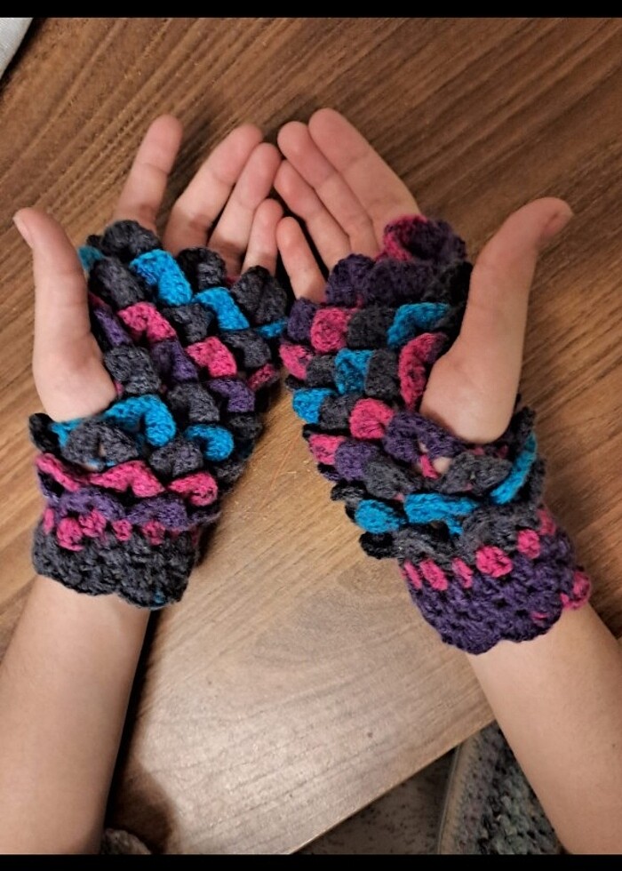 Parmaksız el örgüsü eldiven - Görsel 2