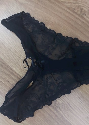 Siyah Dantel Detaylı Askılı Gecelik Takım - Görsel 4