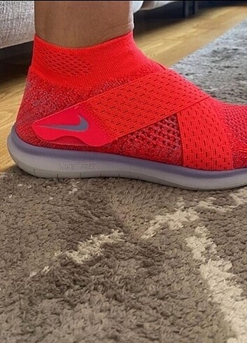 Nike Nike kosu ayakkabisi