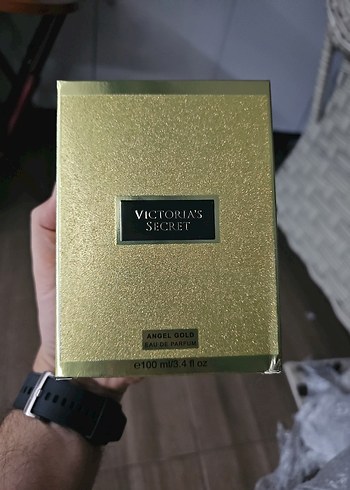 Victoria's Secret Angel Gold Kadın Parfümü 100 ml