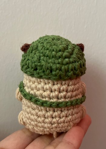 Yeşil Şapkalı Capybara El Örgüsü Peluş Anahtarlık - Görsel 3