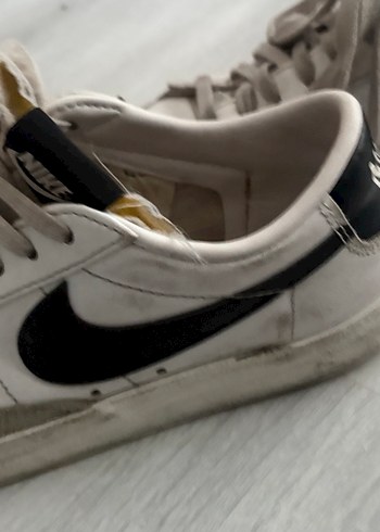 Kadın nıke blazer Beyaz Spor Ayakkabı Bağcıklı - Görsel 2