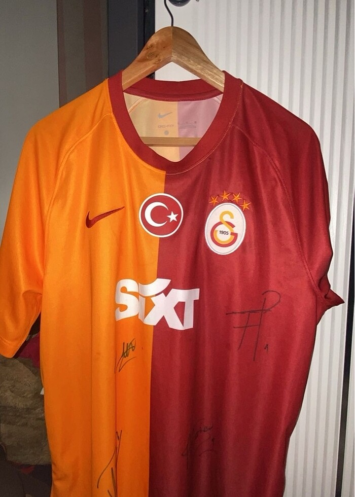 galatasaray ımzalı forma - Görsel 4