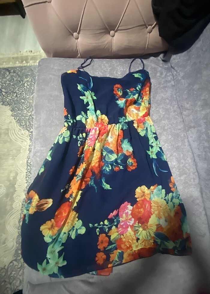 cıceklı elbıse - Görsel 2