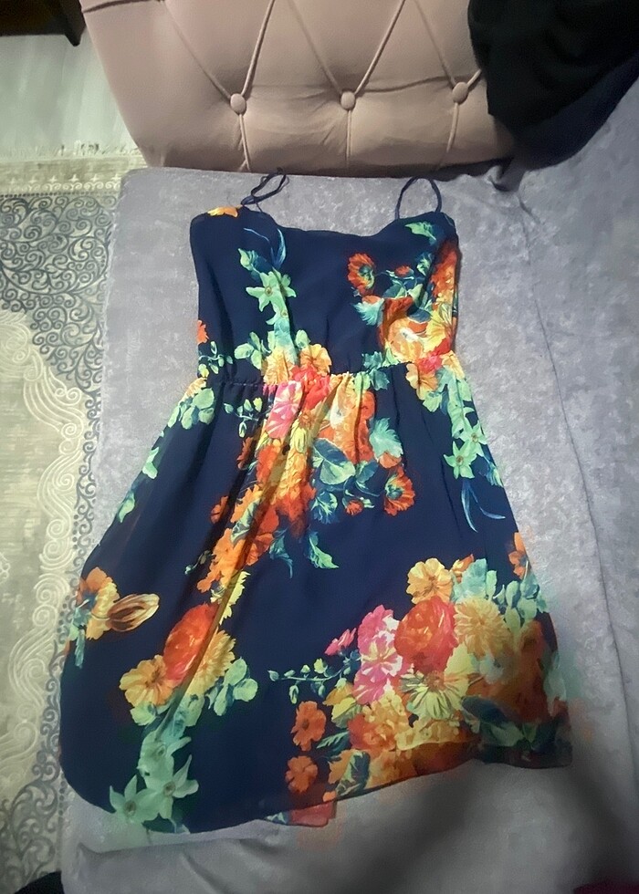 cıceklı elbıse - Görsel 3