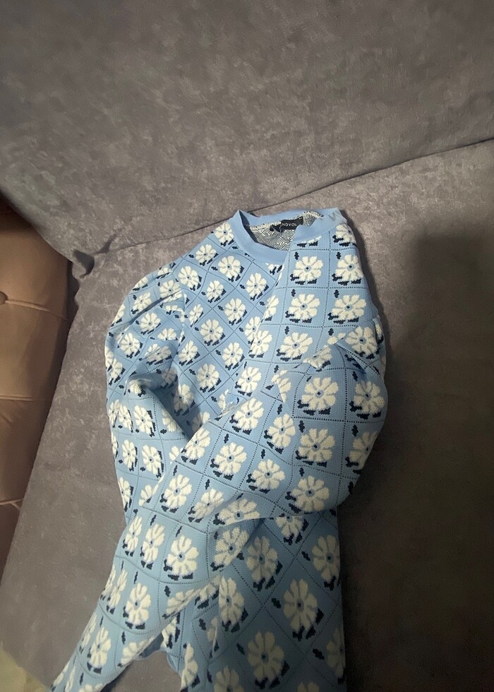 cıceklı bluz - Görsel 4