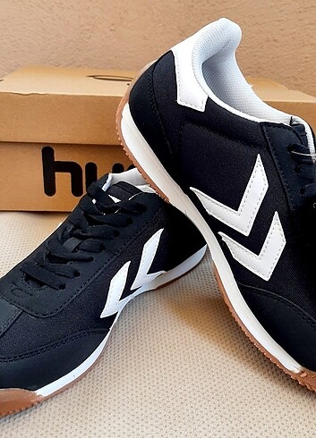 Hummel 36