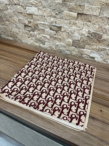 Christian Dior Twill İpek Eşarp