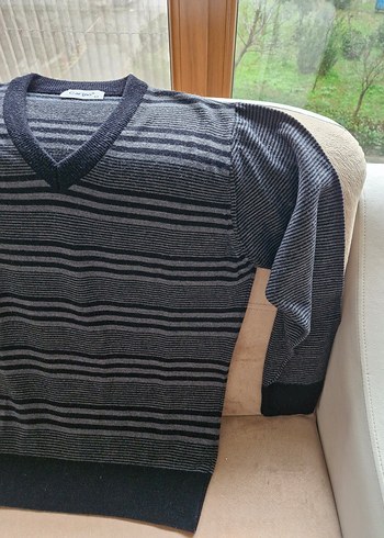 Gri V Yaka Erkek Triko Kazak - Görsel 5