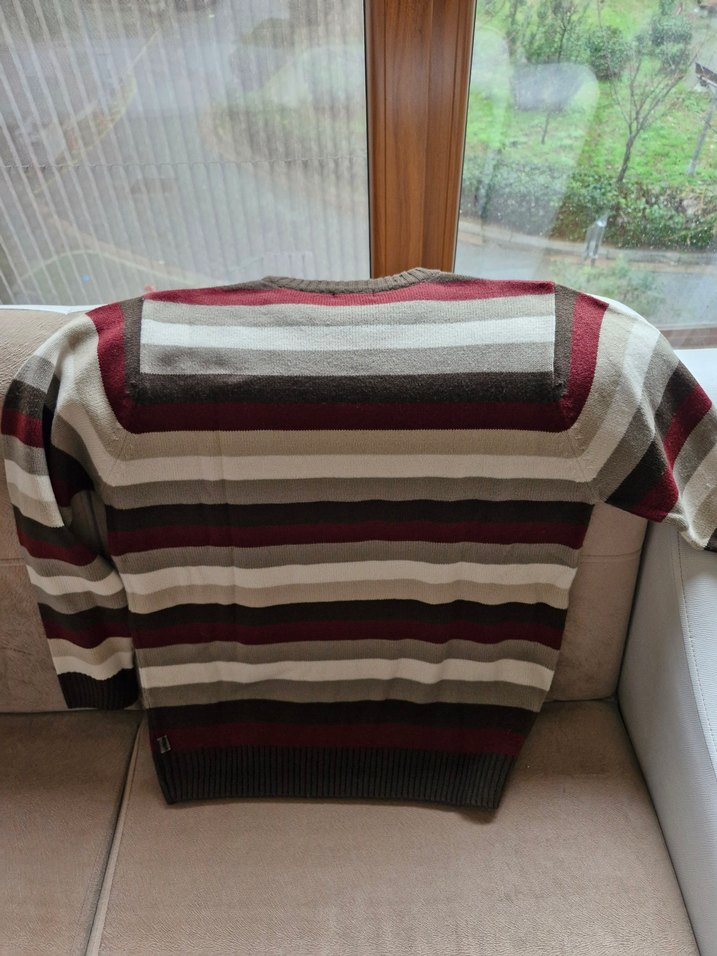 Gri Çizgili Rahat Kesim Erkek Kazak - Görsel 4