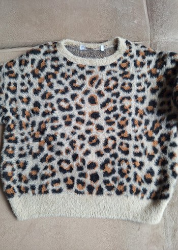 Kürklü Leopar Desenli Kadın Kazak - Görsel 3