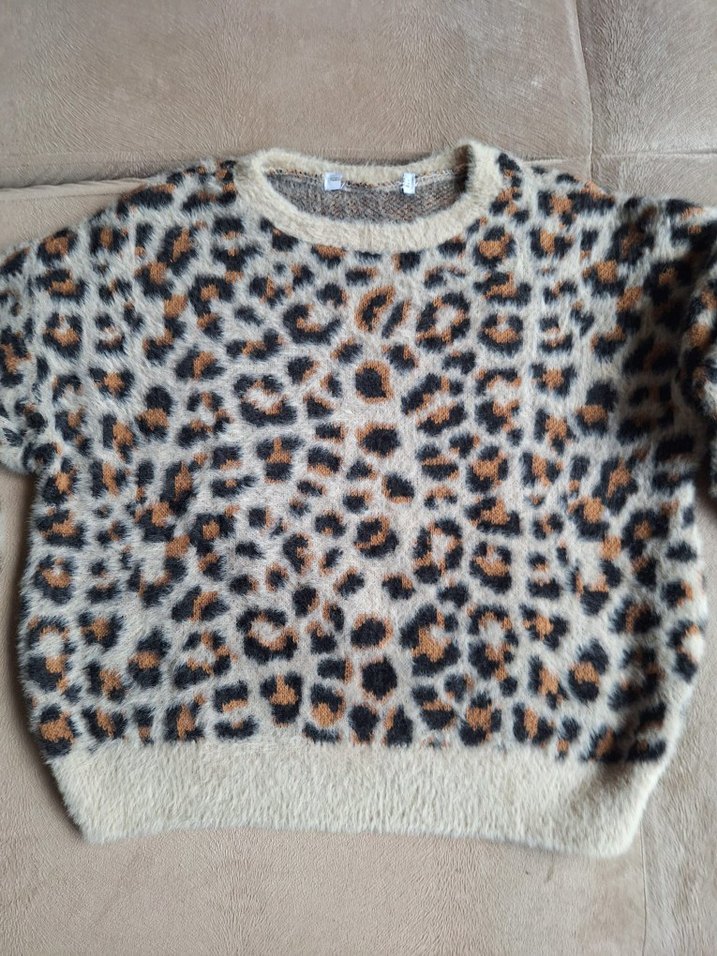 Kürklü Leopar Desenli Kadın Kazak - Görsel 3