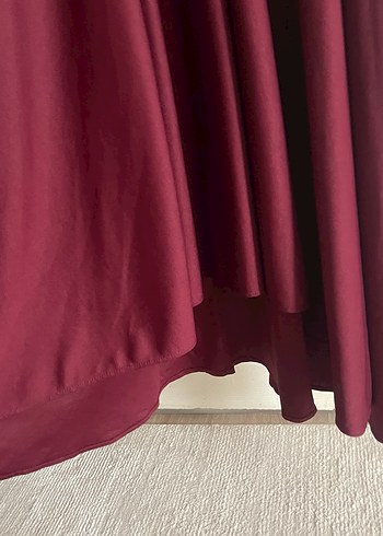 Bordo Uzun Kollu arkası kuyruklu tesettür elbise - Görsel 5