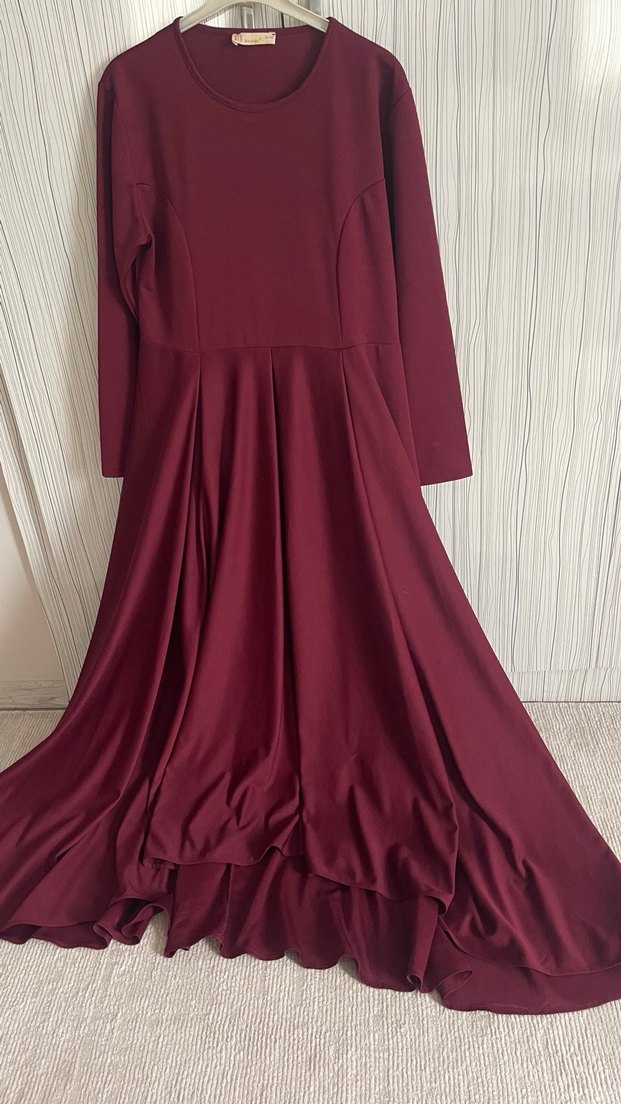 Bordo Uzun Kollu arkası kuyruklu tesettür elbise - Görsel 2