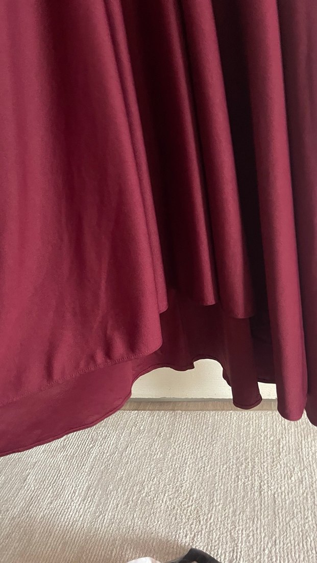 Bordo Uzun Kollu arkası kuyruklu tesettür elbise - Görsel 5