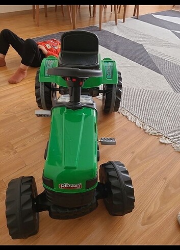  Beden yeşil Renk Pilsan traktör 
